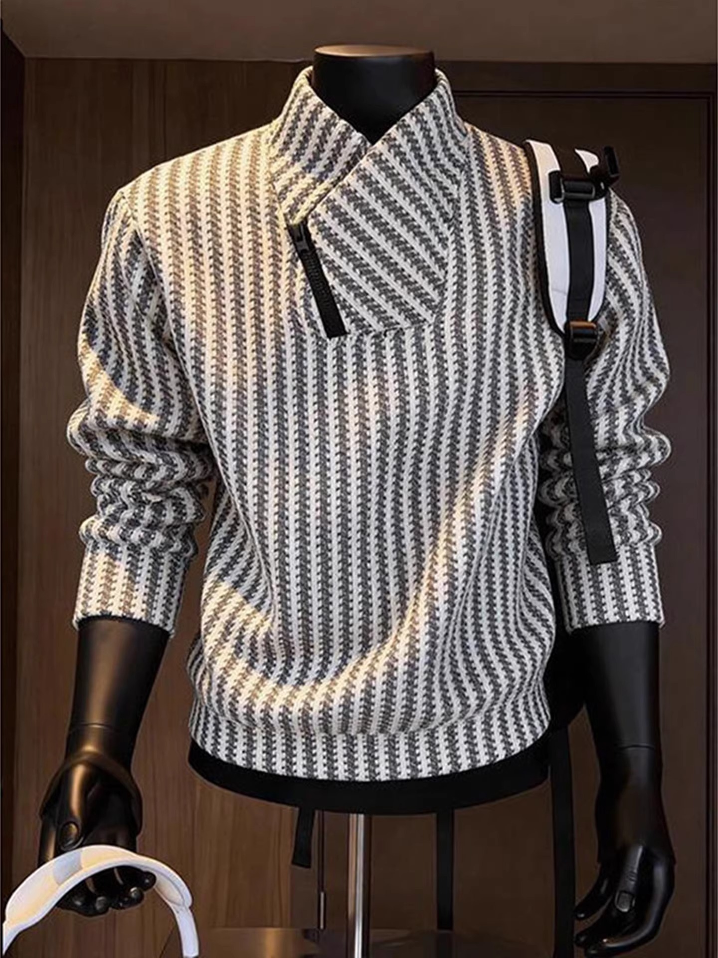 Japon Tarzı Fermuarlı, Dik Yak - Streetwear Brand incelemesi ve fiyatı